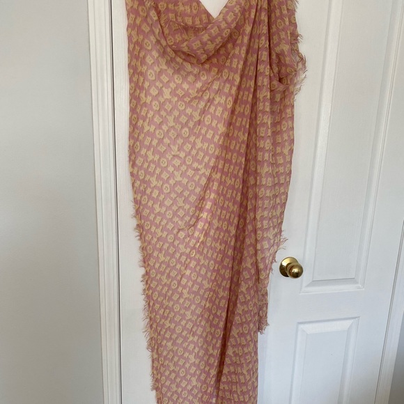 COPY - COPY - Gorgeous Louis Vuitton scarf. Very rare - Picture 7 of 9